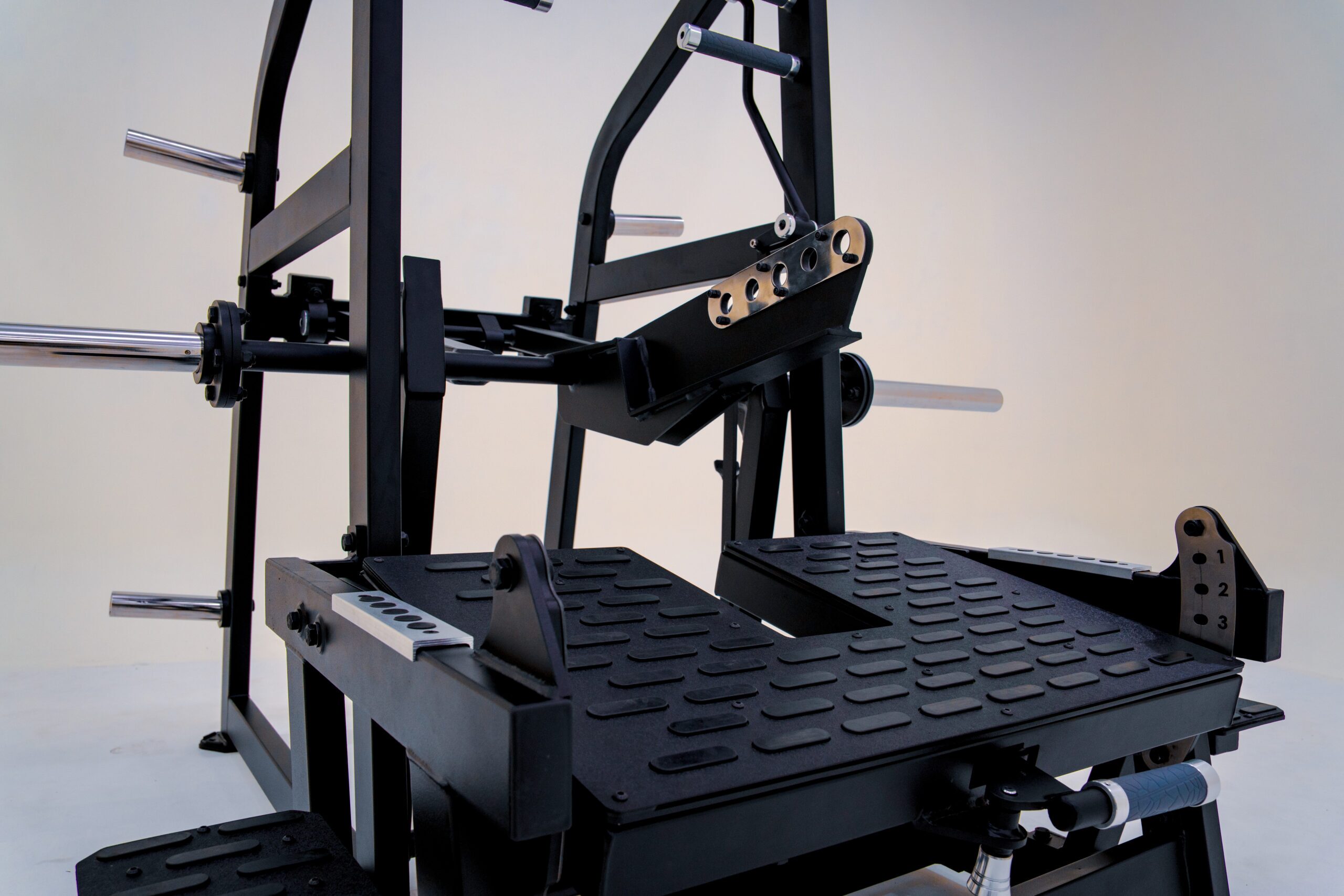 Belt Squat - Premium Heavy Duty commercial grade - Tilt foot plate 3