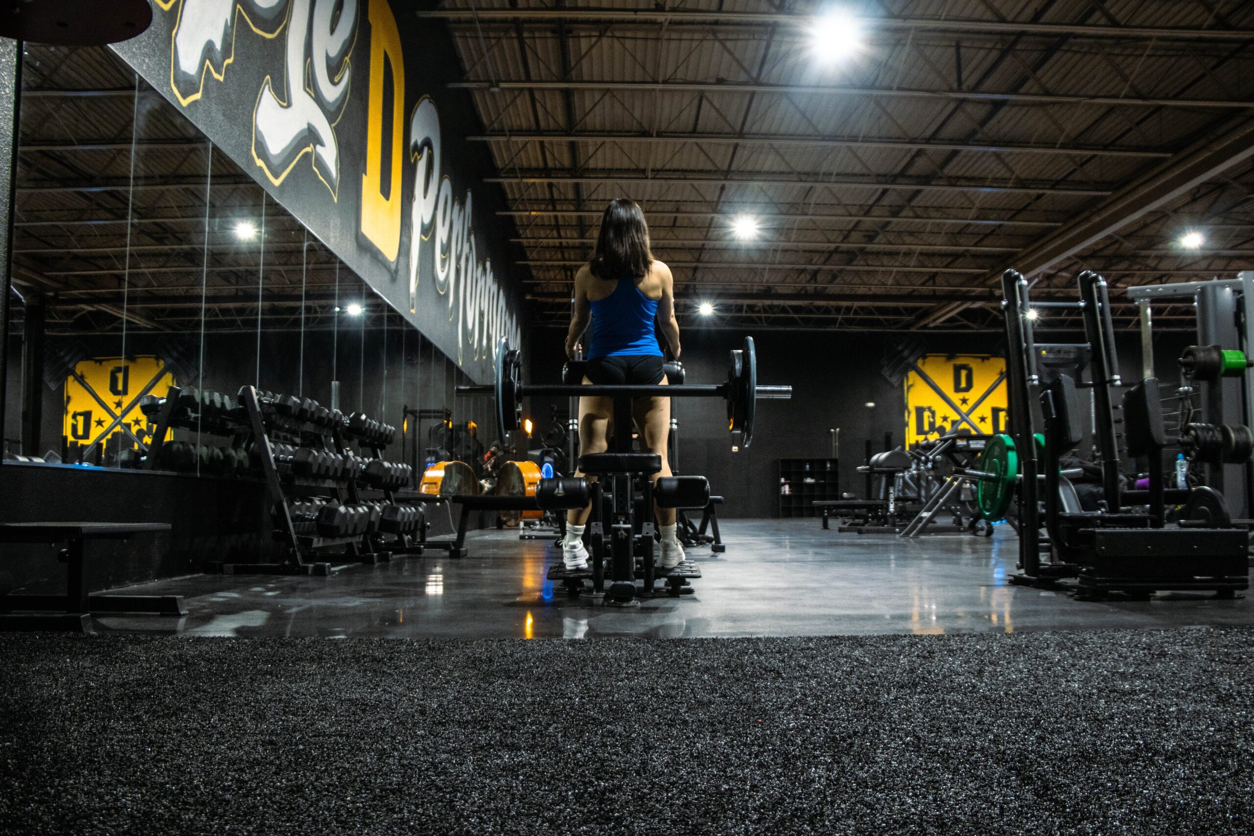 Standing hip Thrust machine for gyms commercial grade